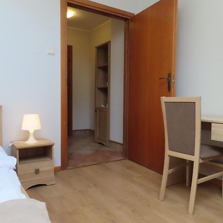 Dobry Zakatek Dom Rekolekcyjny Hotel Konstancin-Jeziorna Exterior foto